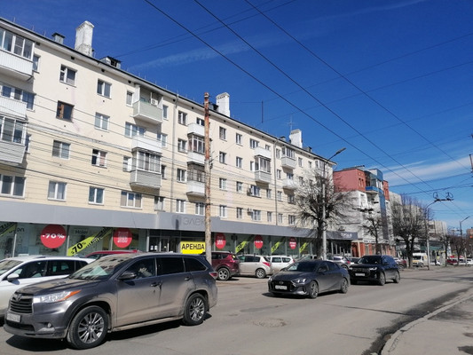 Снять  торговое помещение