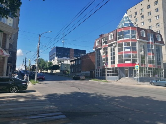 Снять  помещение свободного назначения