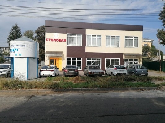Снять  помещение свободного назначения